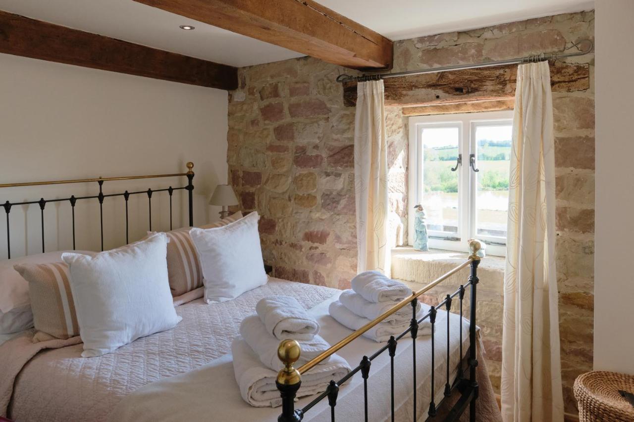 Woodpecker Loft At Millfields Farm Cottages Ashbourne  Exterior foto